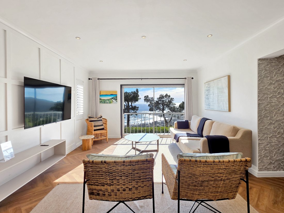 Apartment in Bakoven, Cape Town, South Africa 5 - 18630281