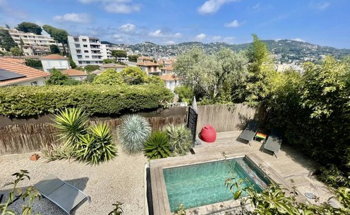 Villa in Broussailles, Cannes, France 1