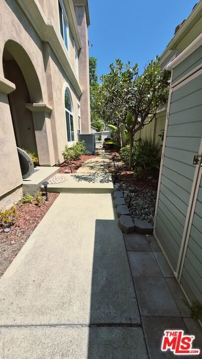House in Tustin, California, United States 3 - 18629358