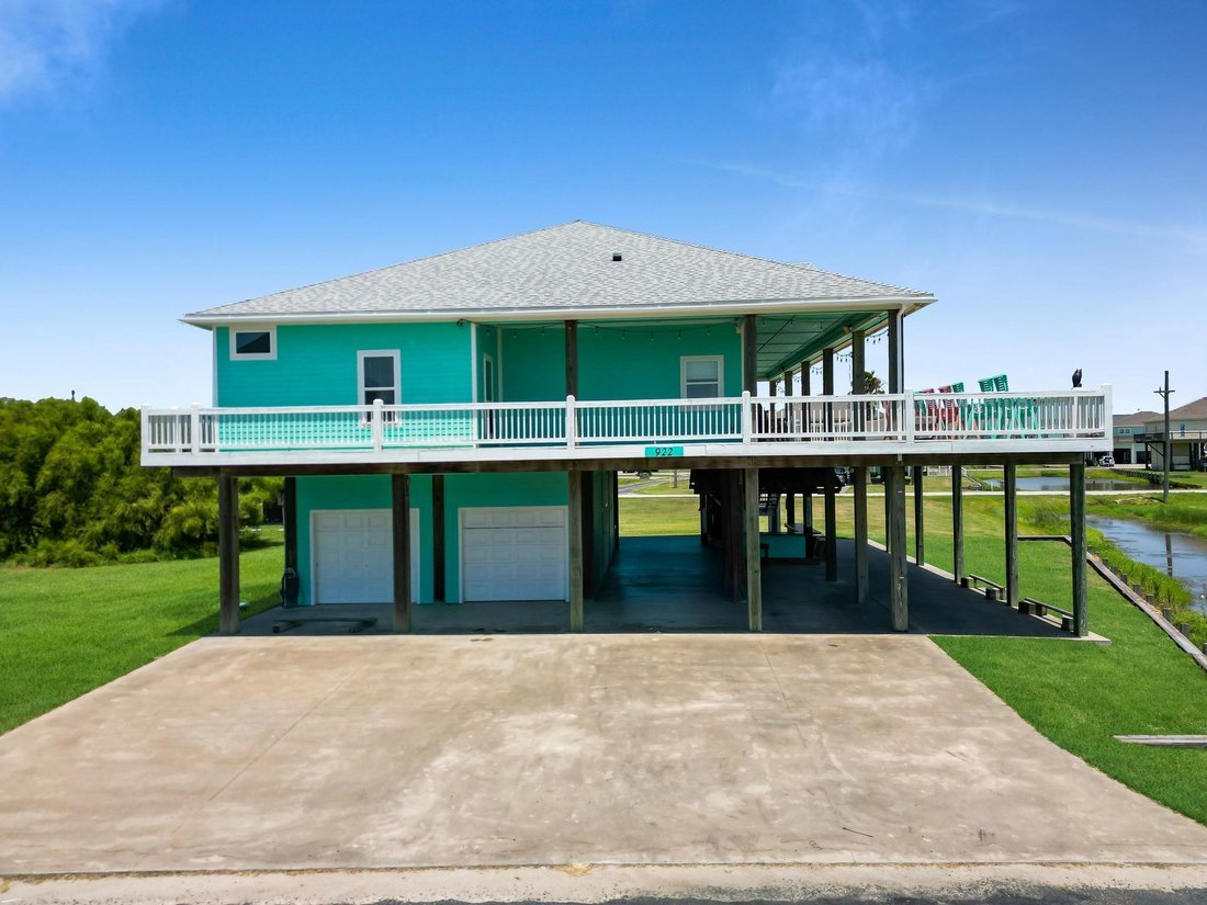 House in Bolivar Peninsula, Texas, United States 1 - 16658469