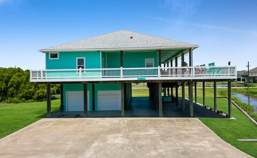 House in Bolivar Peninsula, Texas, United States 1