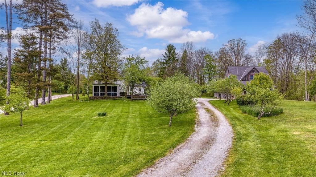 House in Novelty, Ohio, United States 3 - 17868354