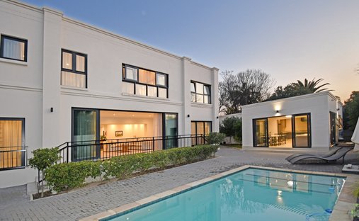 House in Ferndale, Gauteng, South Africa 1