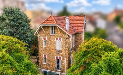 House in Bondy, Villemomble, France 1