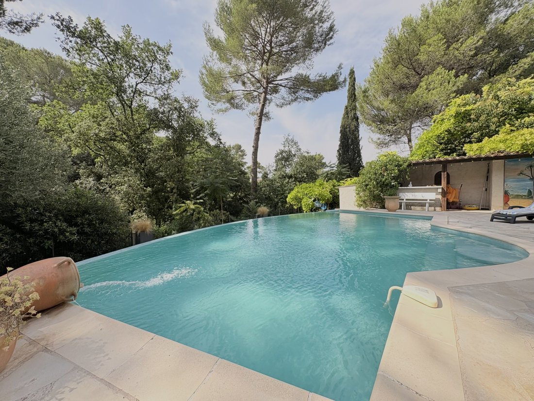 Villa in Mougins, Provence-Alpes-Côte d'Azur, France 1 - 18628561