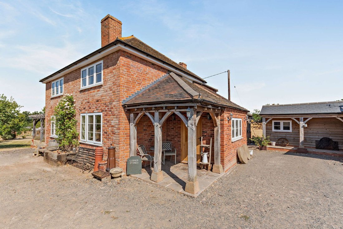 House in Kempsey, England 5 - 18626848