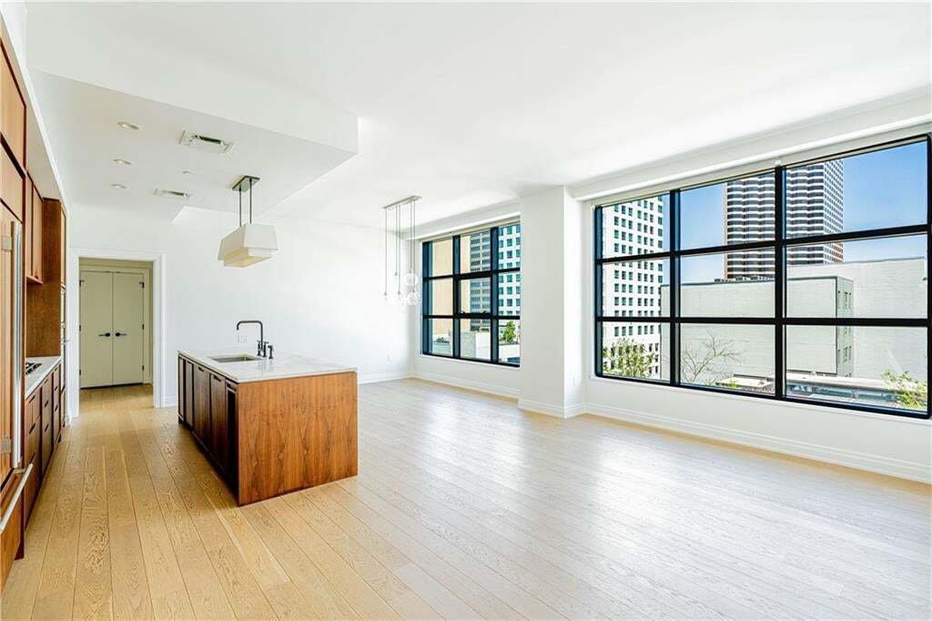 Condo in New Orleans, Louisiana, United States 3 - 18629456