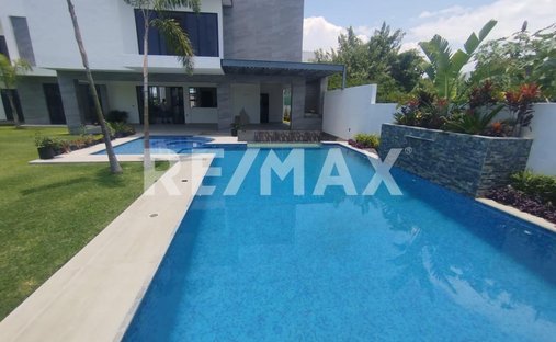 House in Lomas de Cocoyoc, Morelos, Mexico 1