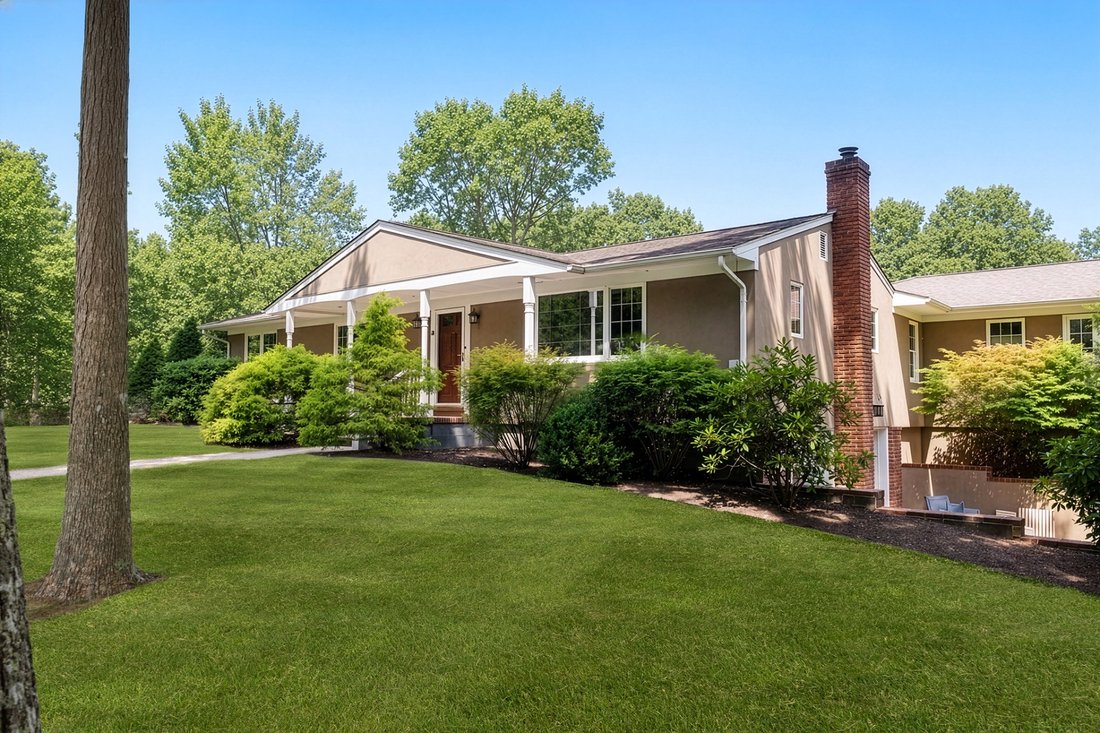 Farm Ranch in Southampton, New York, United States 2 - 18629422
