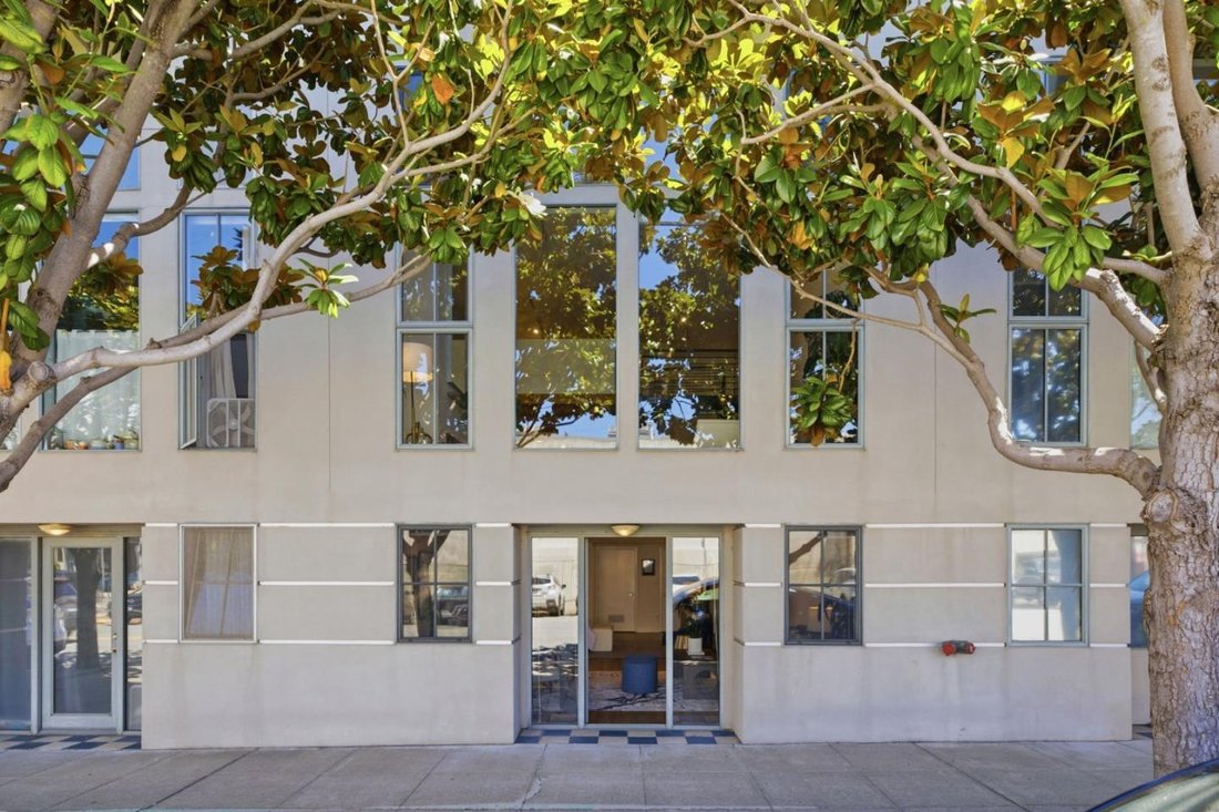 Condo in San Francisco, California, United States 4 - 18629498