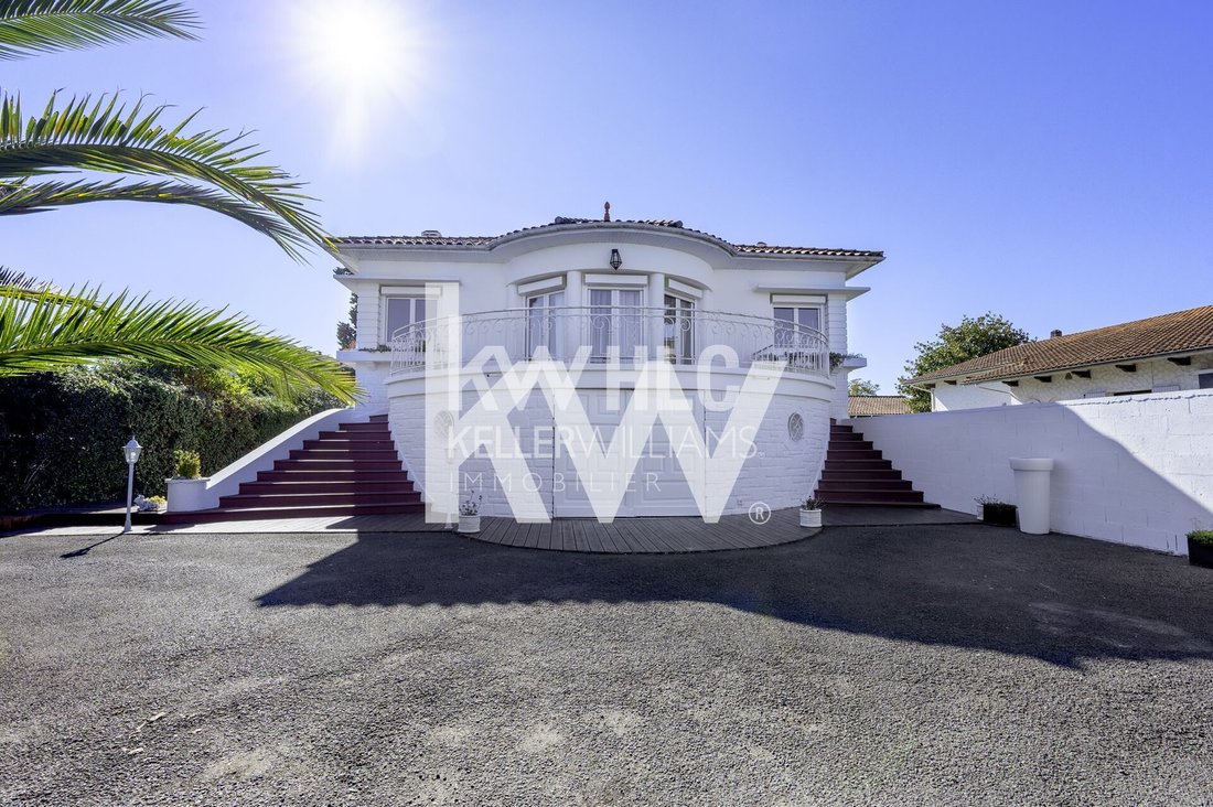 Villa in Miotte, Le Haillan, France 2 - 18489494