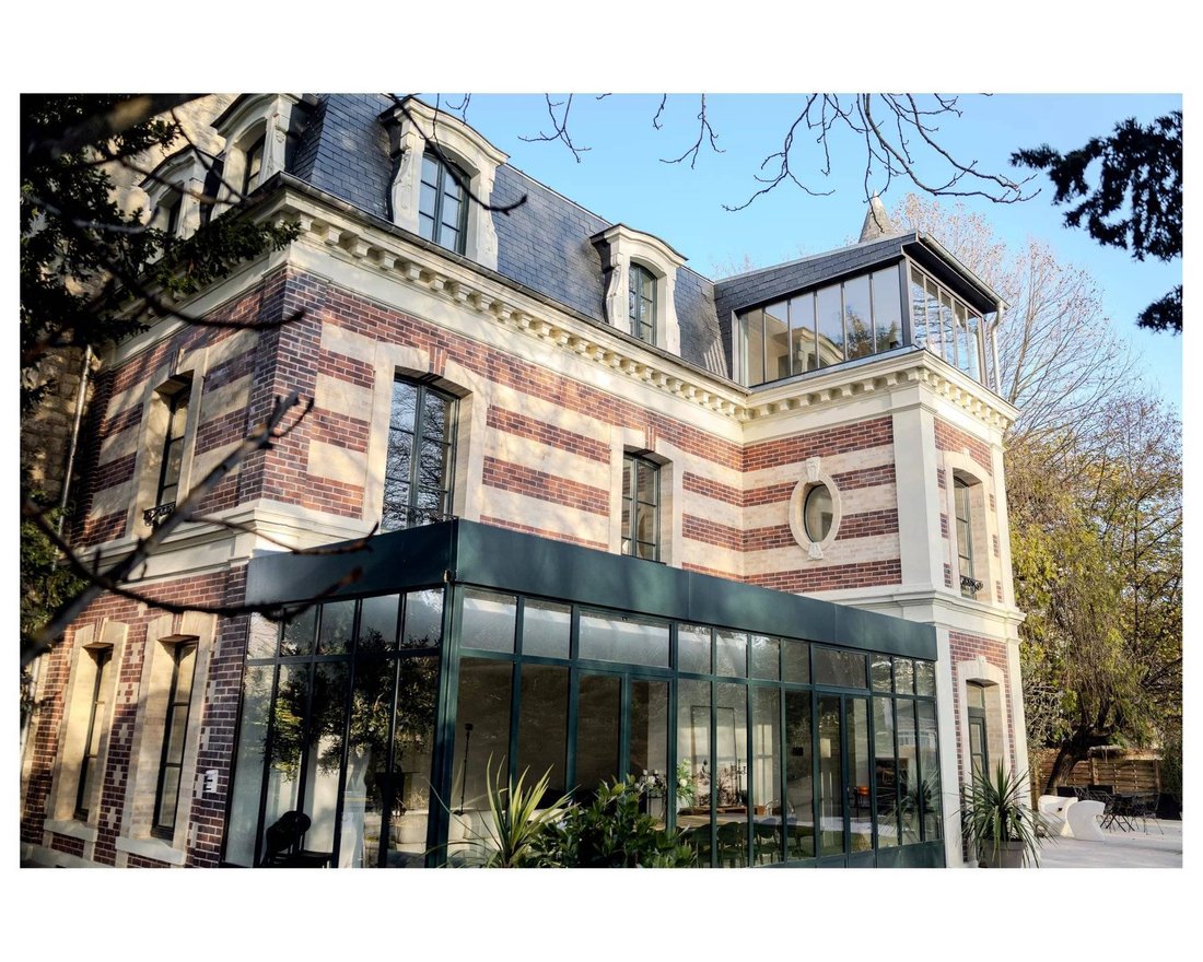 Townhouse in Reine-Mairie, Boulogne-Billancourt, France 3 - 15908351