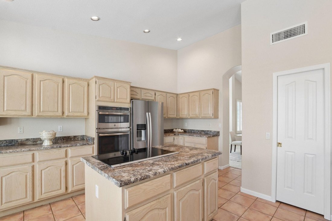 House in Goodyear, Arizona, United States 4 - 18626389
