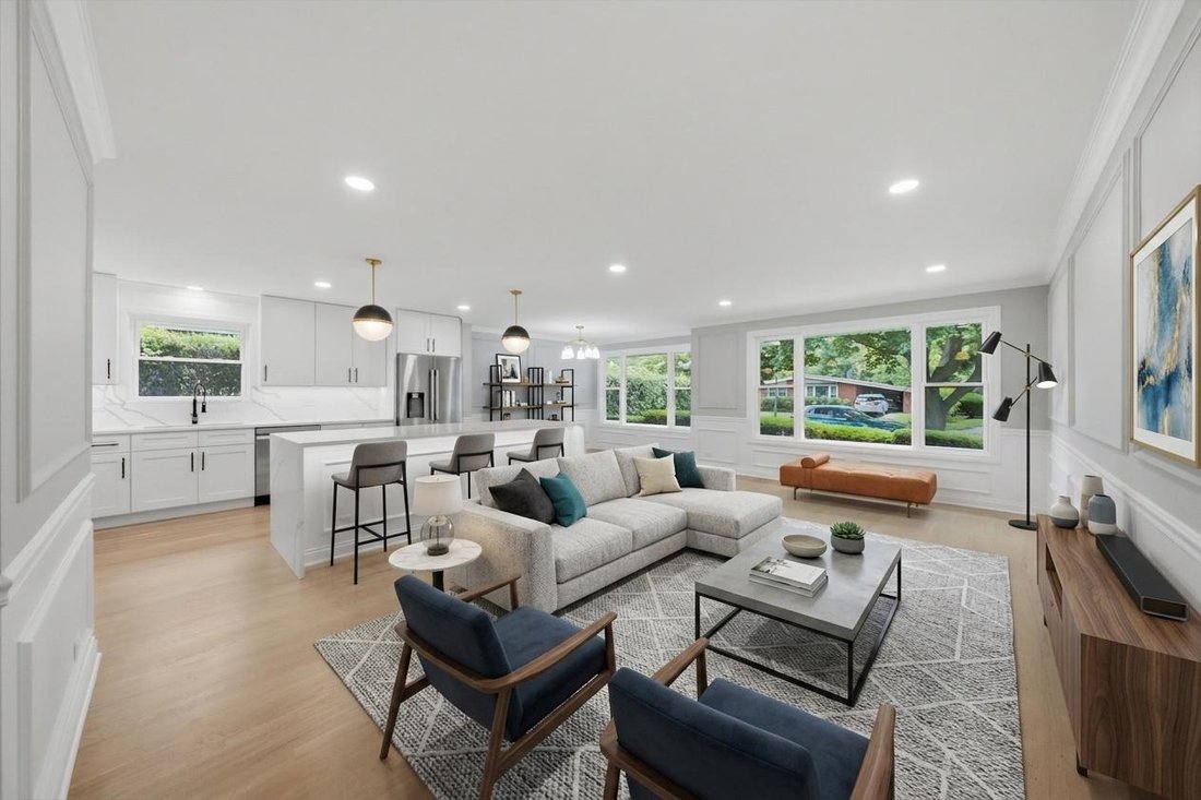 House in Skokie, Illinois, United States 4 - 18628674