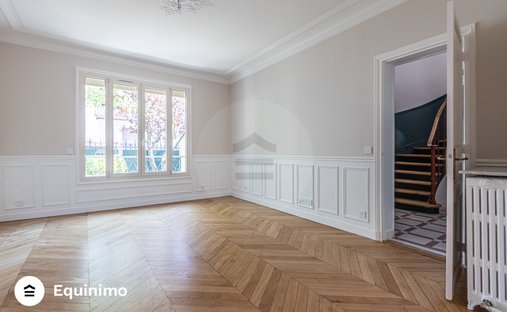 Maison à Centre-Voltaire, Asnières-sur-Seine, France 1