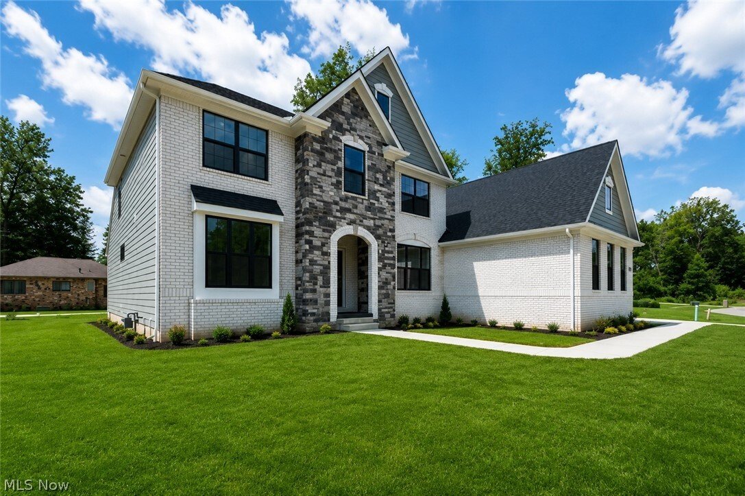 House in Strongsville, Ohio, United States 4 - 18303775