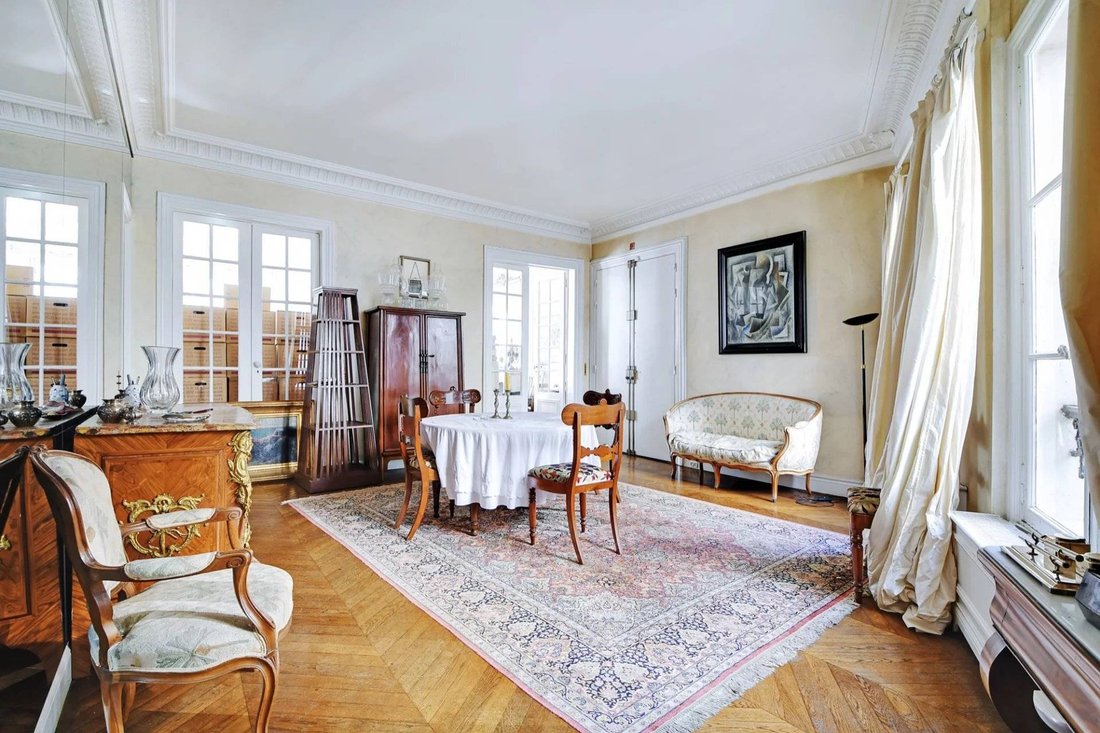 Apartment in Saint Philippe du Roule, Paris 8e Arrondissement, Paris 3 - 16485903