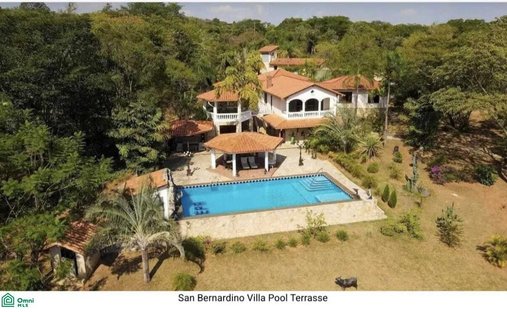 House in San Bernardino, Cordillera Department, Paraguay 1