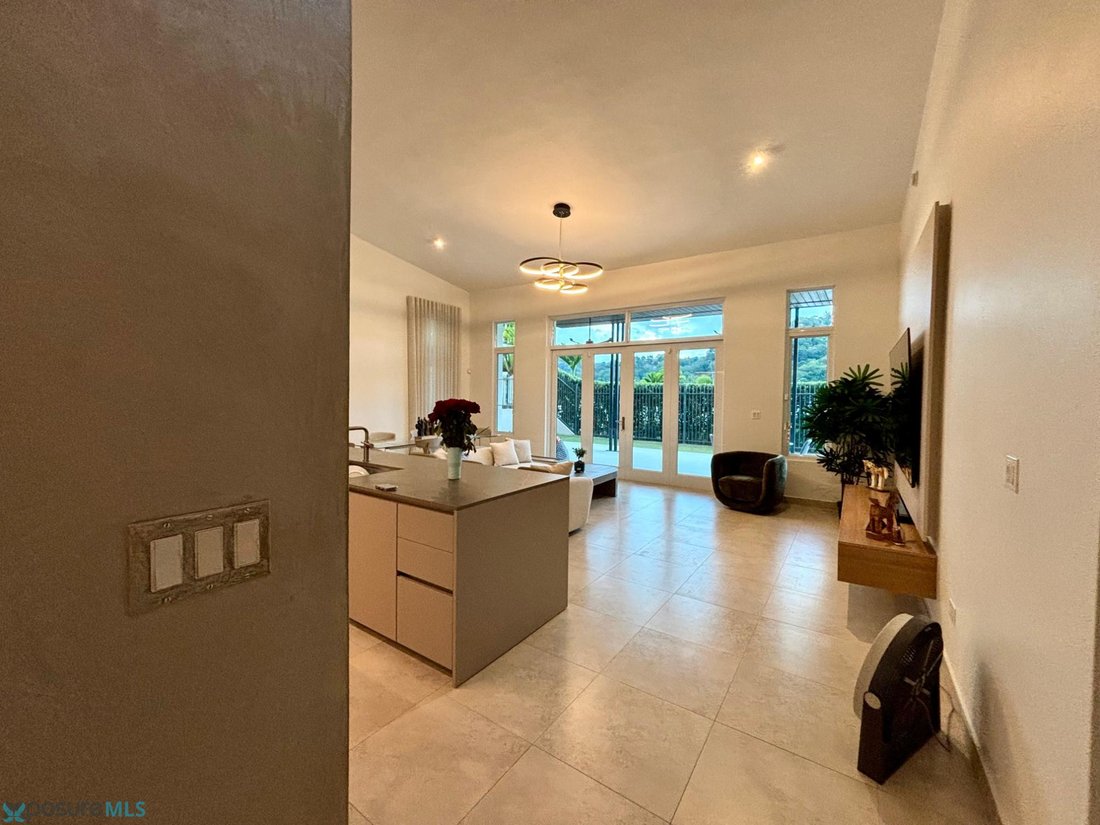 House in Guaynabo, Puerto Rico 5 - 18626739
