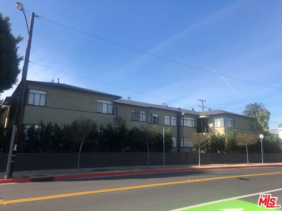 Santa Monica, California, United States 2 - 18629359