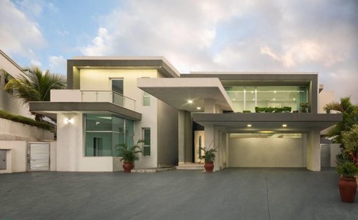 House in Lecheria, Anzoategui, Venezuela 1