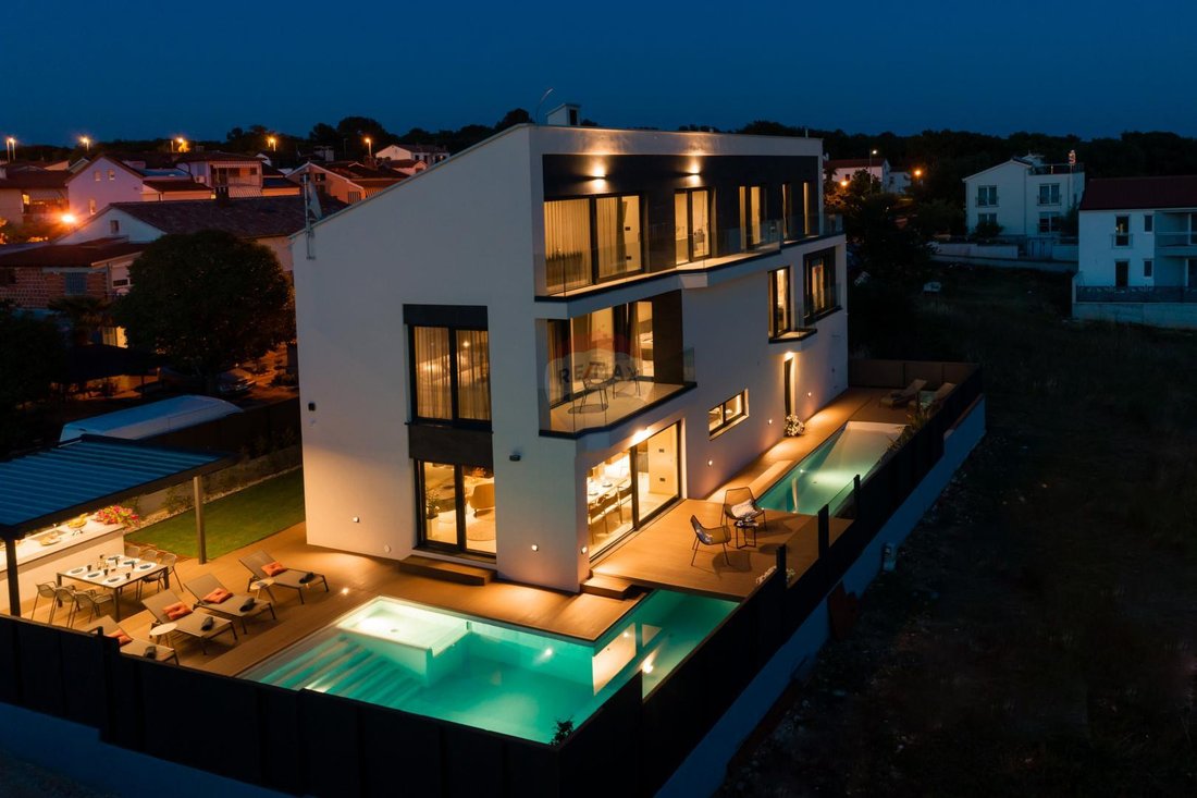 House in Porec, Istria County, Croatia 1 - 18629823