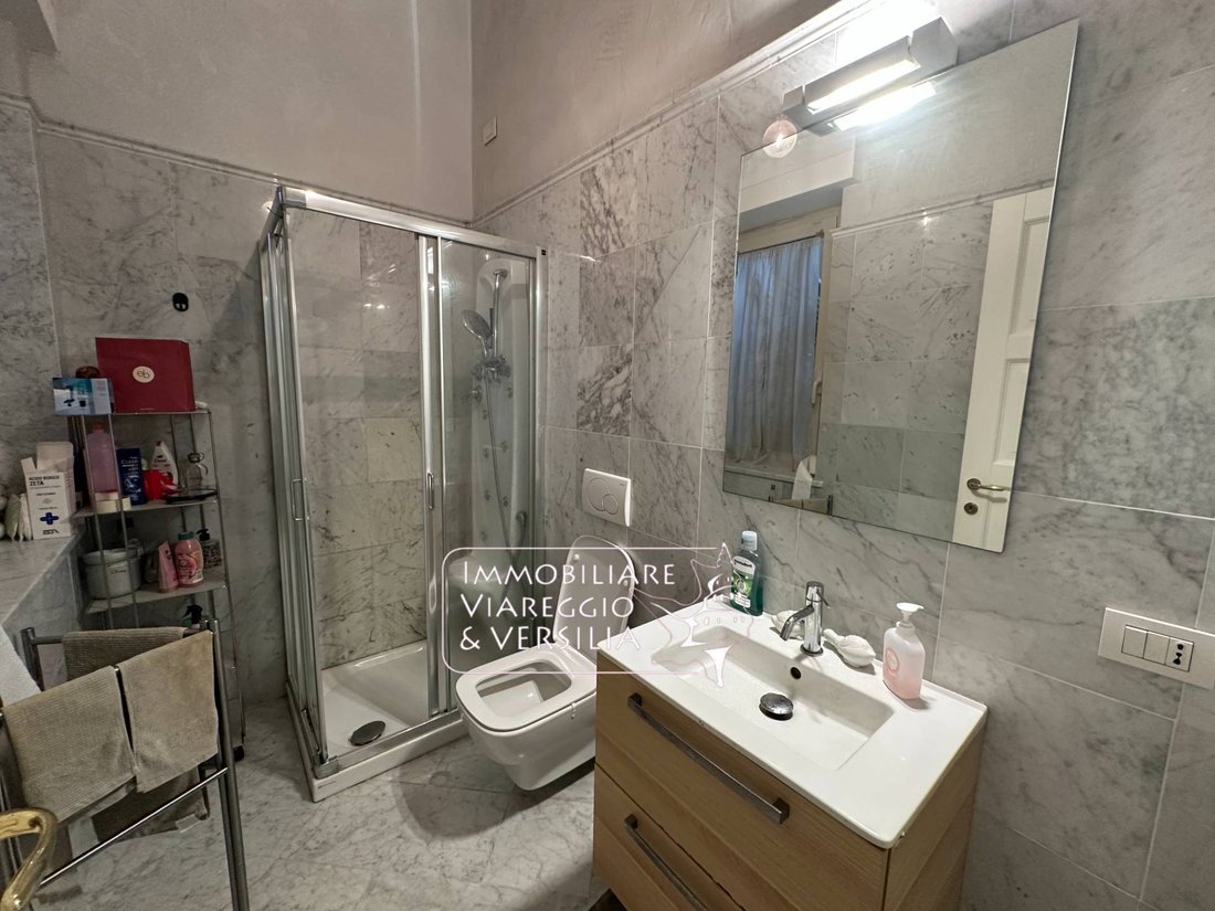 Apartment in Viareggio, Tuscany, Italy 5 - 18433023