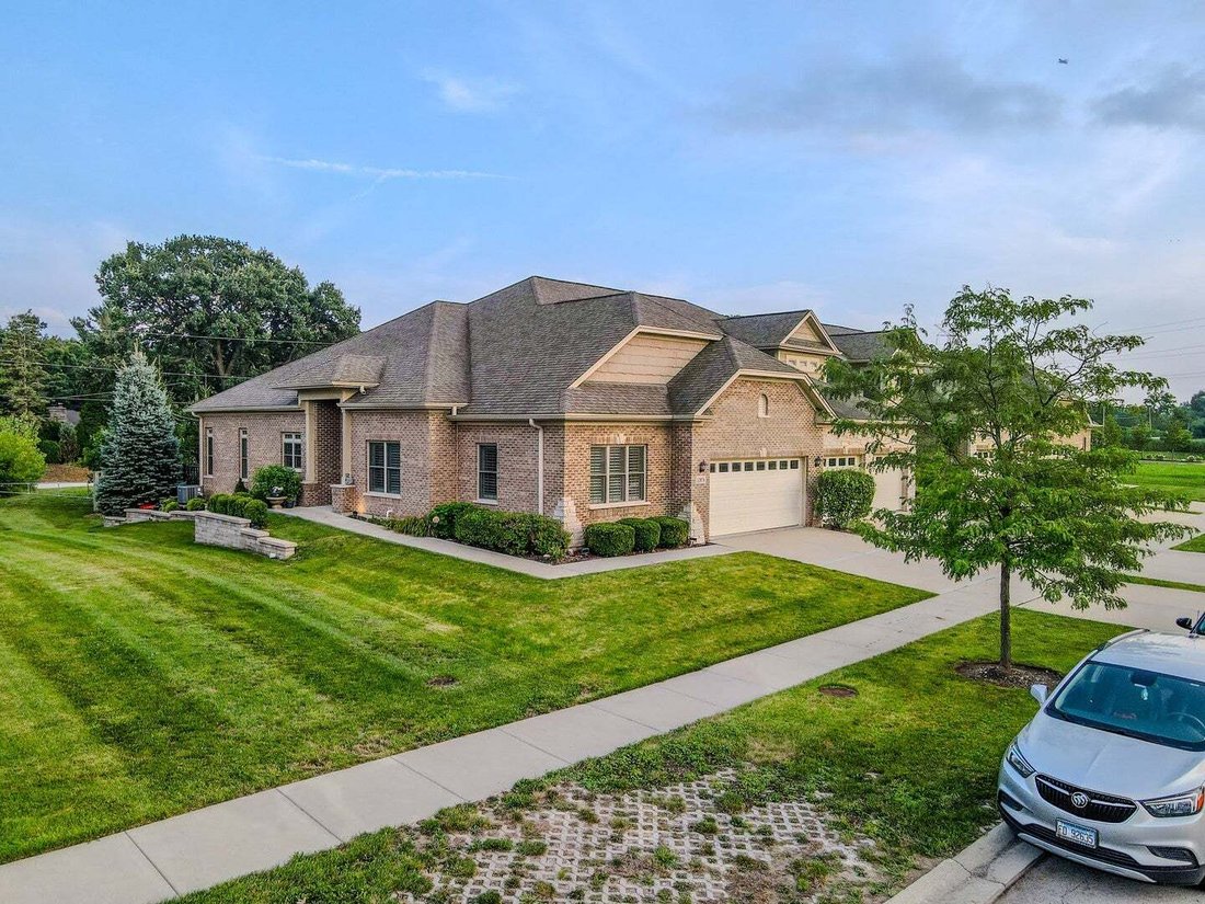 Townhouse in Lemont, Illinois, United States 3 - 18628601