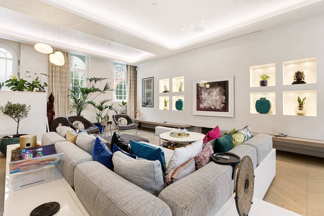 House in Earls Court, Kensington And Chelsea, England 4 - 16729166