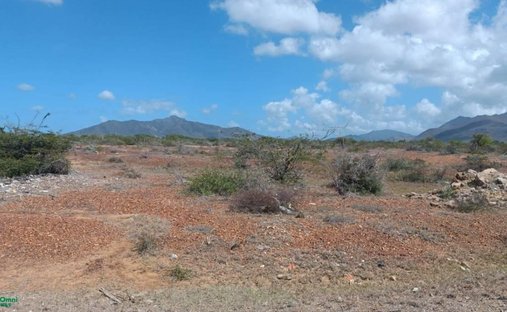 Land in Las Guevaras, Nueva Esparta, Venezuela 1