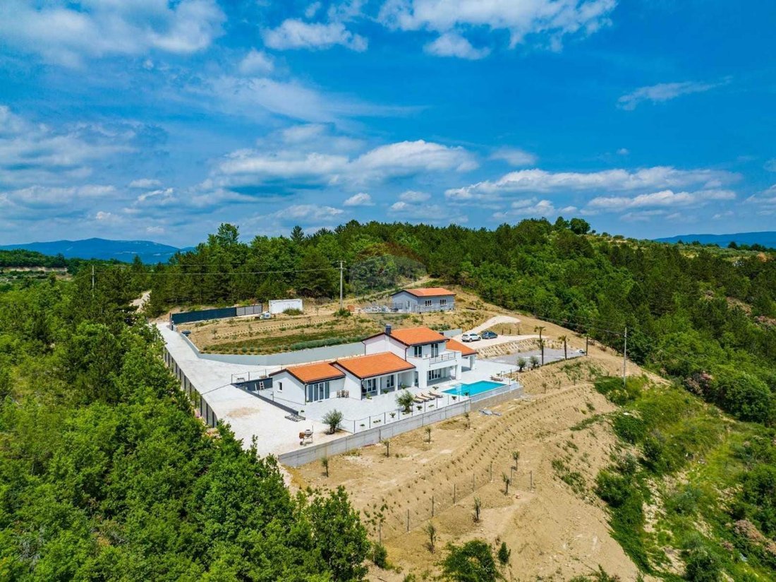 House in Opcina Cerovlje, Istria County, Croatia 1 - 18629817