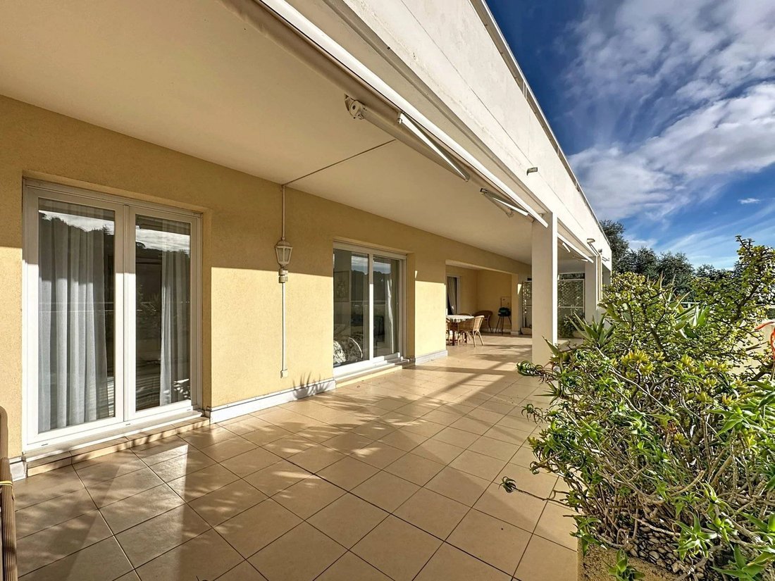 Apartment in Menton, Provence-Alpes-Côte d'Azur, France 3 - 17104006