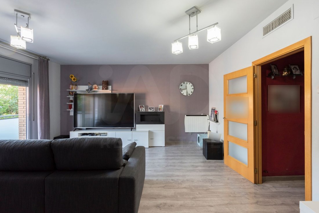 Apartment in Cornella de Llobregat, Catalonia, Spain 3 - 18606879