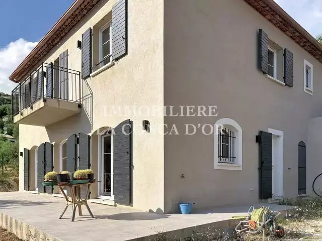 Villa in Saint-Andre-de-la-Roche, Provence-Alpes-Côte d'Azur, France 1 - 18620305