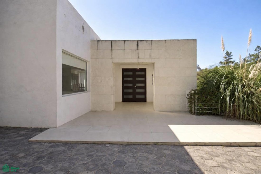 House in Ciudad López Mateos, State of Mexico, Mexico 2 - 17399132