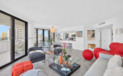 Condo in Golden Beach, Florida, United States 1