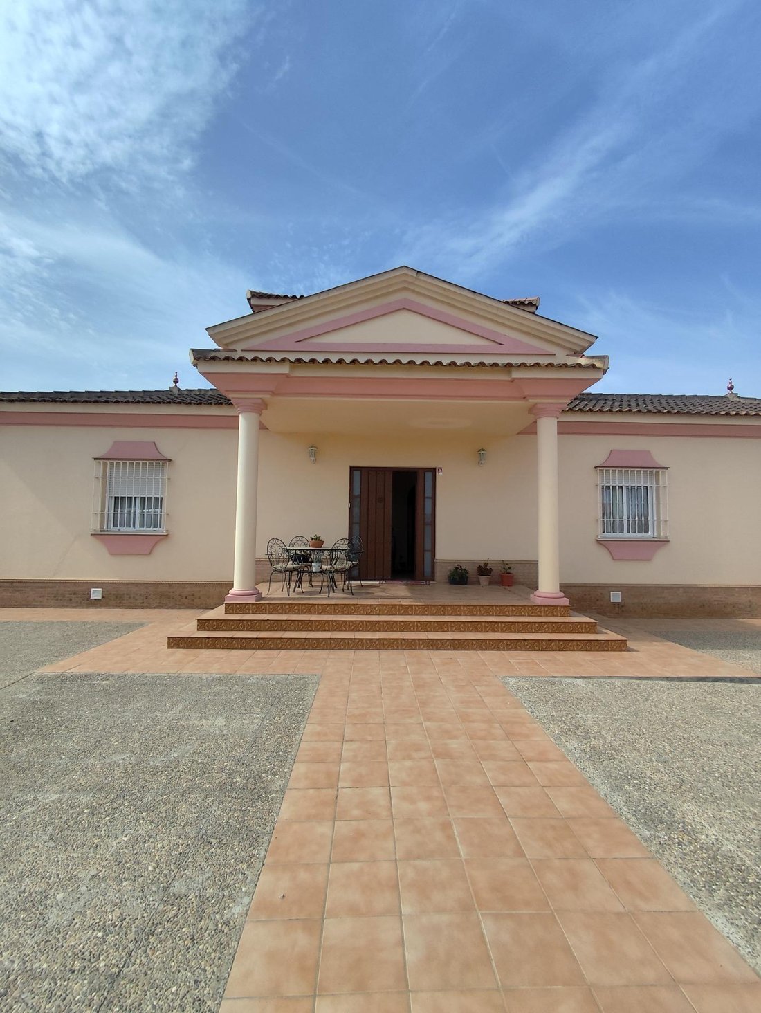 Villa in Castilleja de la Cuesta, Andalusia, Spain 4 - 18629765