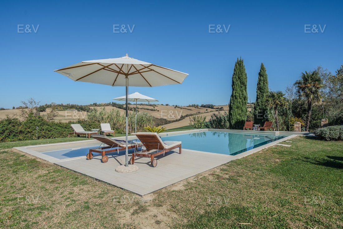 Country House in San Costanzo, Marche, Italy 3 - 18626039