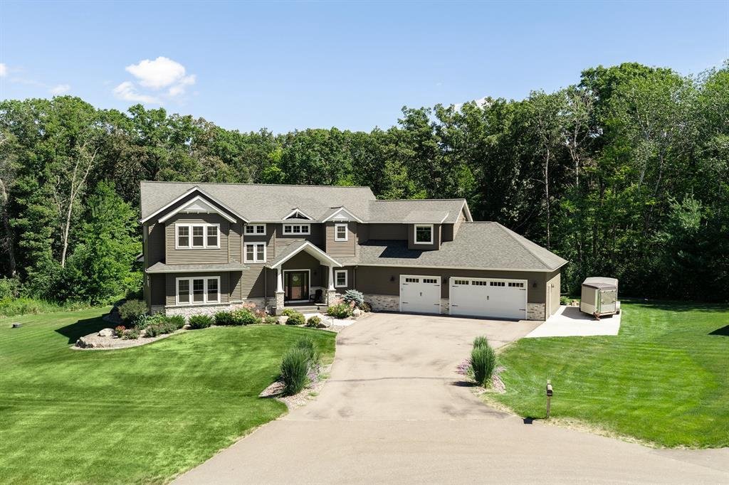 House in Chippewa Falls, Wisconsin, United States 1 - 18629057