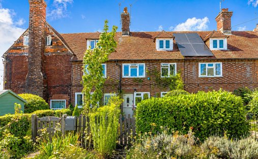 House in Framfield, England 1