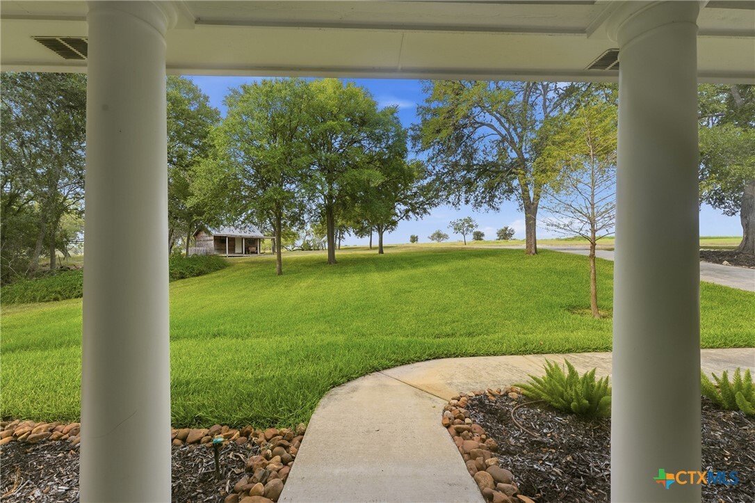 House in Seguin, Texas, United States 5 - 18629607