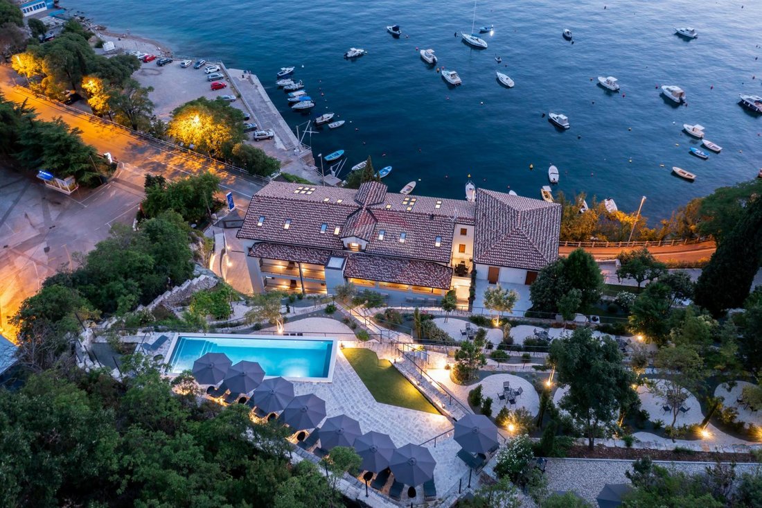 Apartment in Grad Opatija, Primorje-Gorski Kotar County, Croatia 5 - 18629856