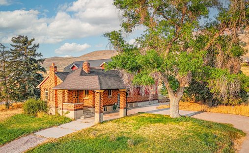 House in Collinston, Utah, United States 1