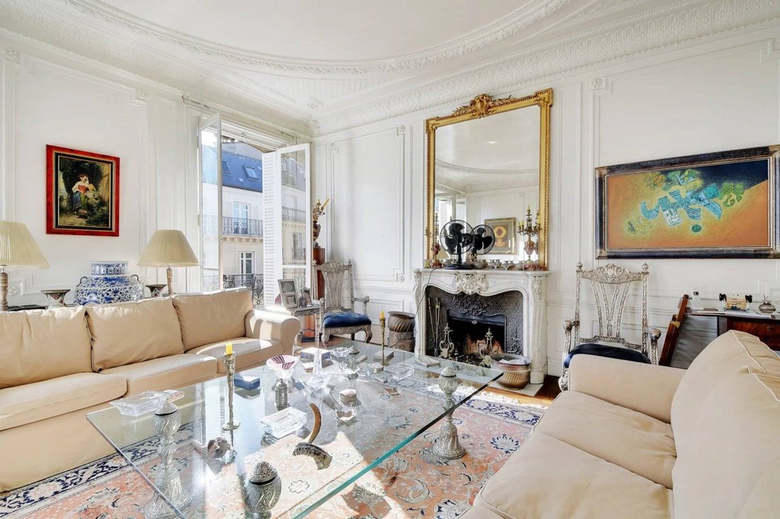 Apartment in Saint Philippe du Roule, Paris 8e Arrondissement, Paris 2 - 16485903