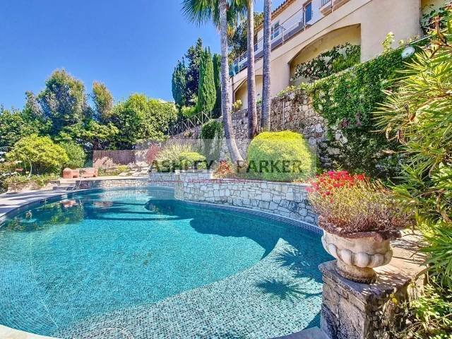 Villa en Niza, Provenza-Alpes-Costa Azul, Francia 2 - 15675297