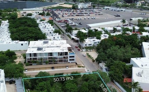 Land in Mérida, Yucatan, Mexico 1