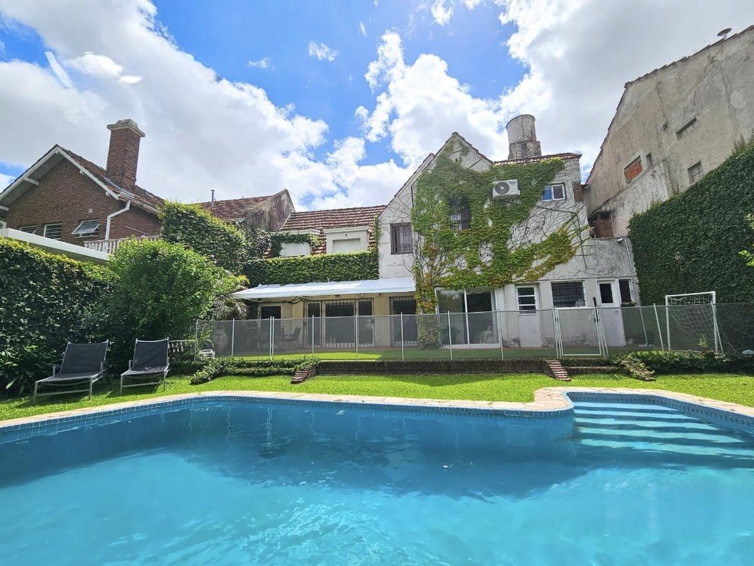 House in San Isidro, Buenos Aires Province, Argentina 2 - 18626869
