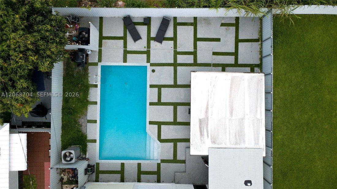 House in Miami, Florida, United States 4 - 18628356