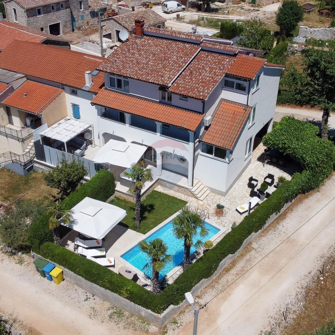 House in Sveti Lovrec Pazenaticki, Istria County, Croatia 1 - 18629982