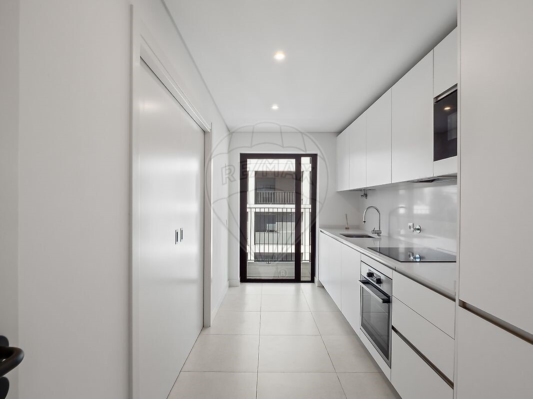 Apartment in Alges, Linda-a-Velha e Cruz Quebrada-Dafundo, Lisbon, Portugal 2 - 18629983